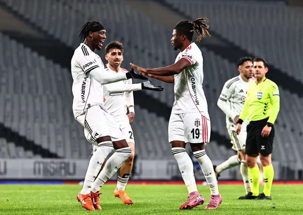 SADECE 3 PUAN GERİSİ YETERSİZ