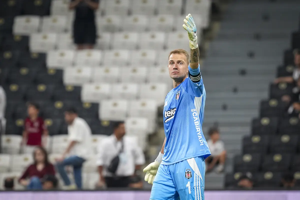 Önder Karaveli'den Mert Günok için transfer iddiası