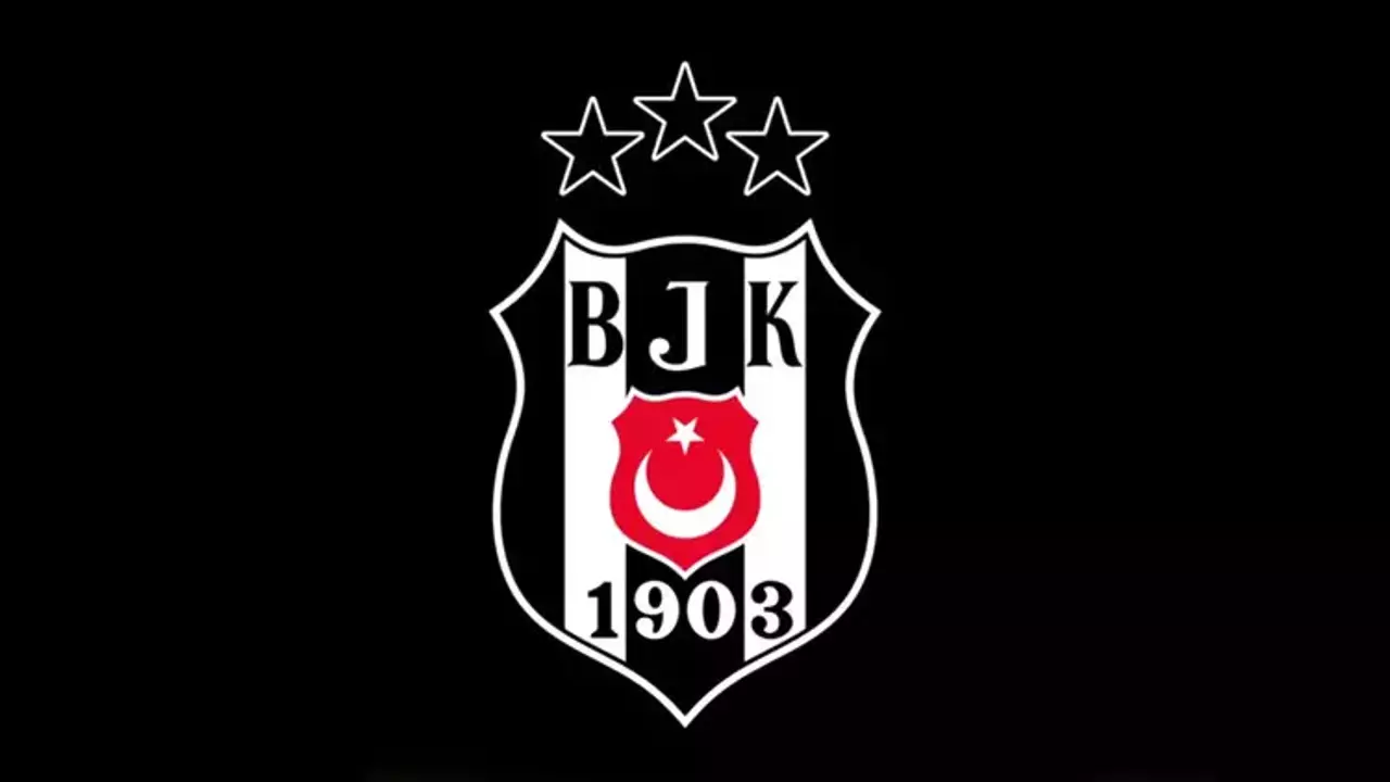 Beşiktaş, 2 oyuncu ile sözleşme fesih görüşmeleri yapıldığını duyurdu