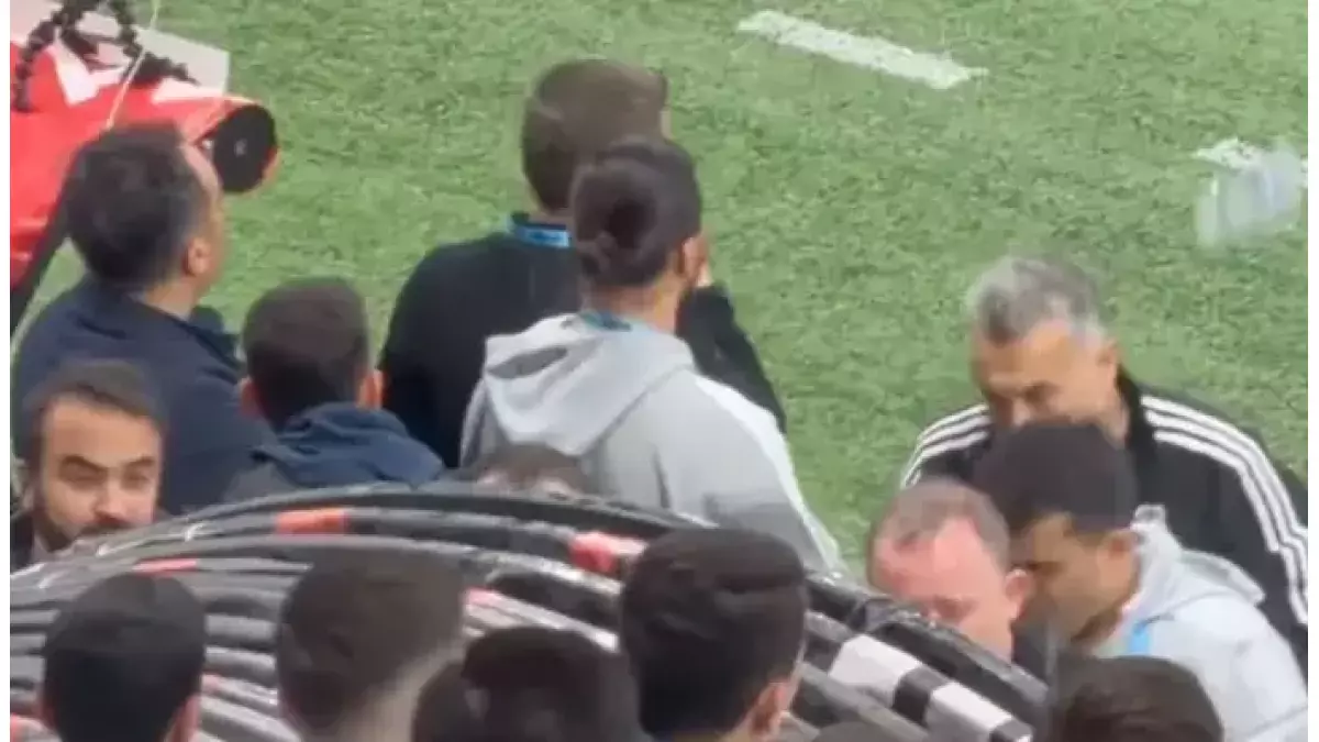 Beşiktaş-Konyaspor maçında Sergen Yalçın'a su şişesi fırlatan taraftar tespit edildi