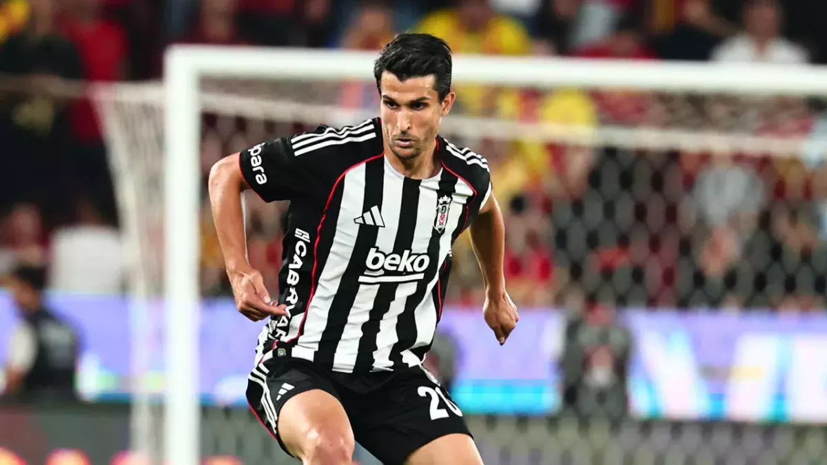 Necip Uysal kadro dışı kararı sonrası ne yapıyor - Beşiktaş Haberleri