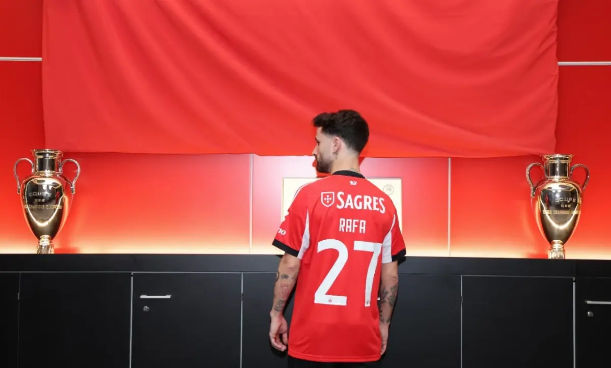 Benficalı taraftarların Rafa Silva tepkisi
