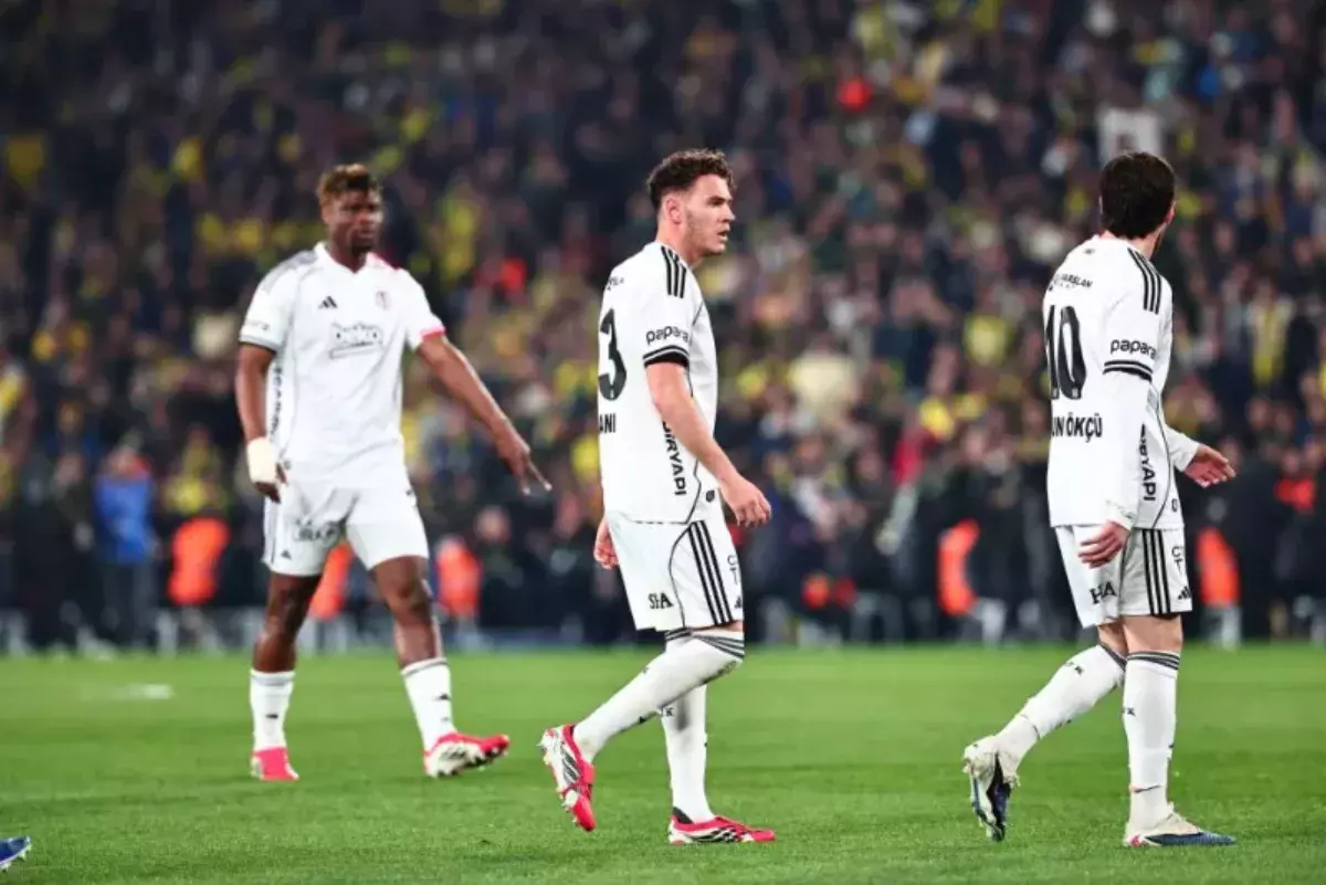 Beşiktaş, Fenerbahçe deplasmanında son dakikada kaybetti