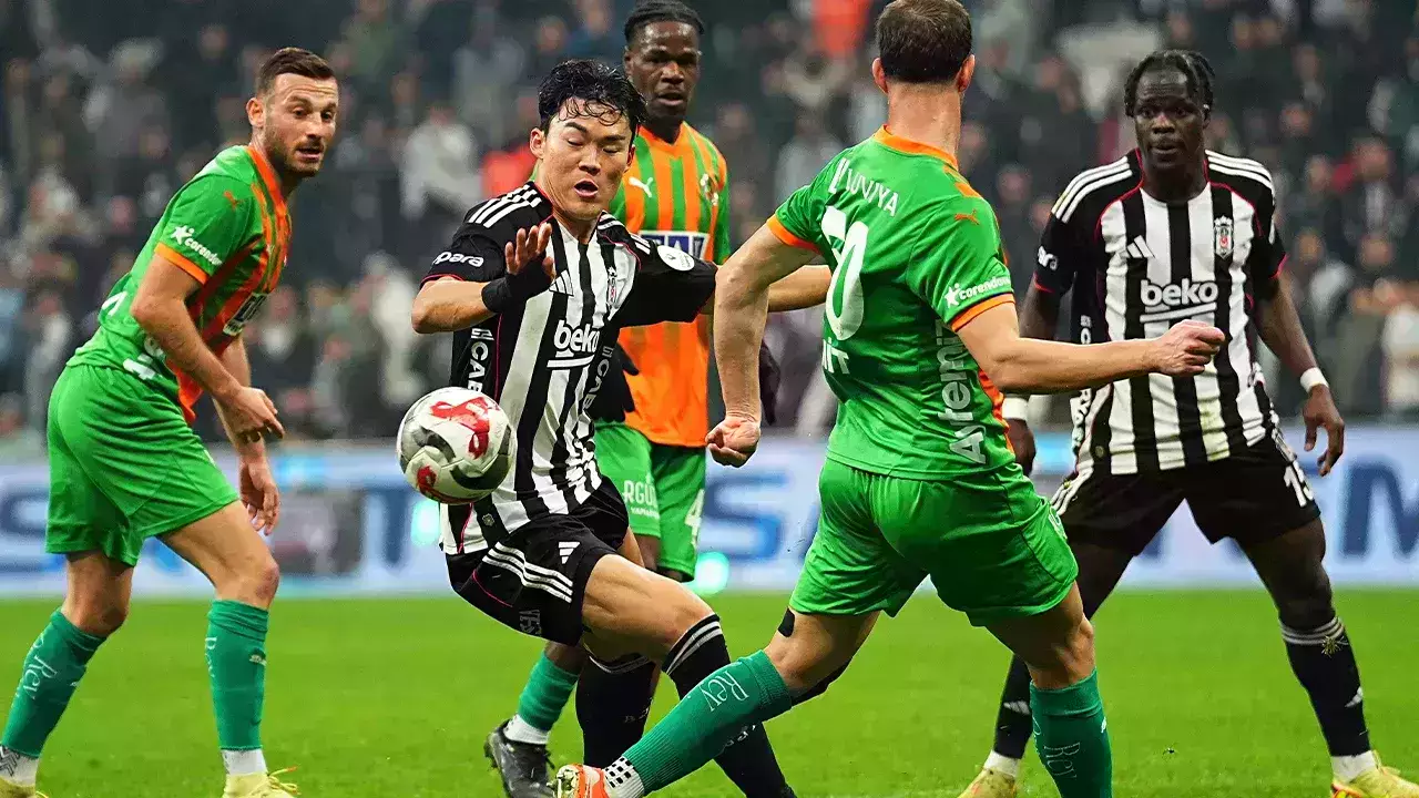 Beşiktaş taraftarı üzgün: İç sahada giden 23 puan
