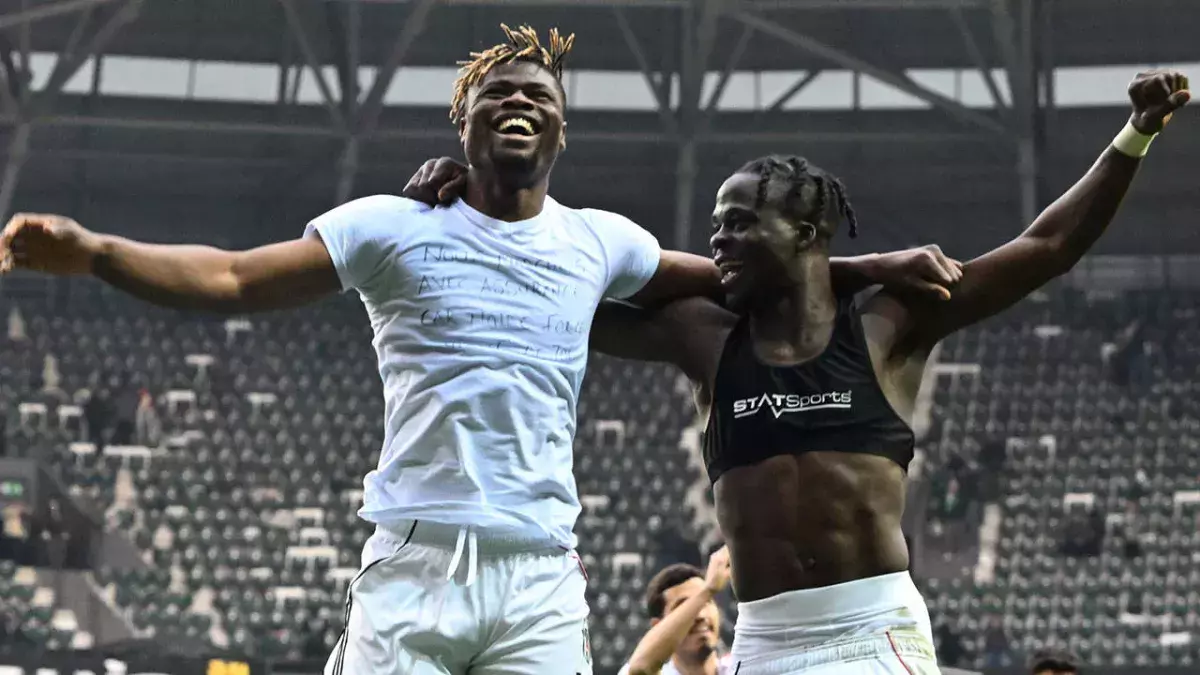 Beşiktaş'ı zirveye taşıyan duran top istatistiği