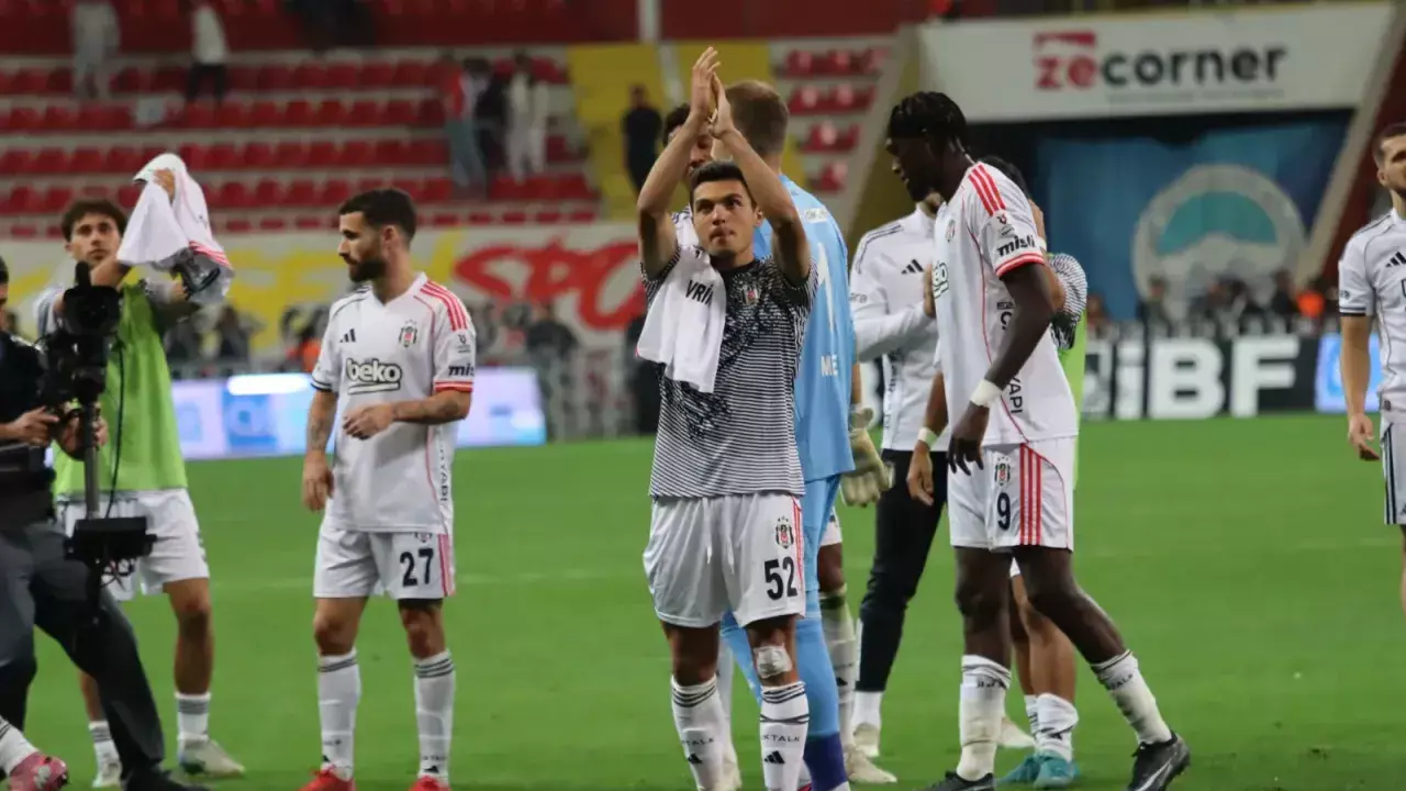 Beşiktaş’ın Kayserispor maçı muhtemel 11’i belli oldu: Eksikler dikkat çekiyor