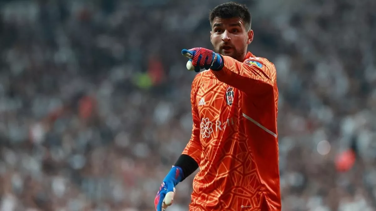 Beşiktaş'ta Ersin Destanoğlu eleştirilere kulaklarını tıkadı