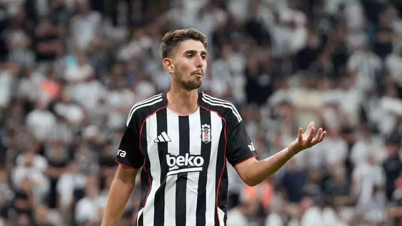 Beşiktaş'ta flaş transfer gelişmesi