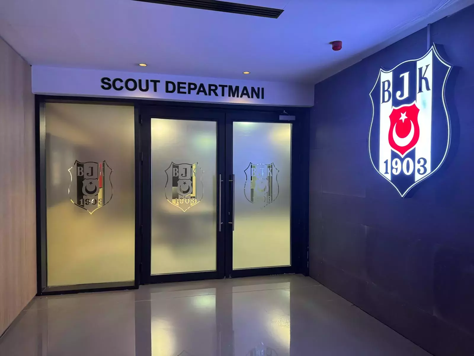 DM’LERİ KAPATIN BEŞİKTAŞ GELİYOR 