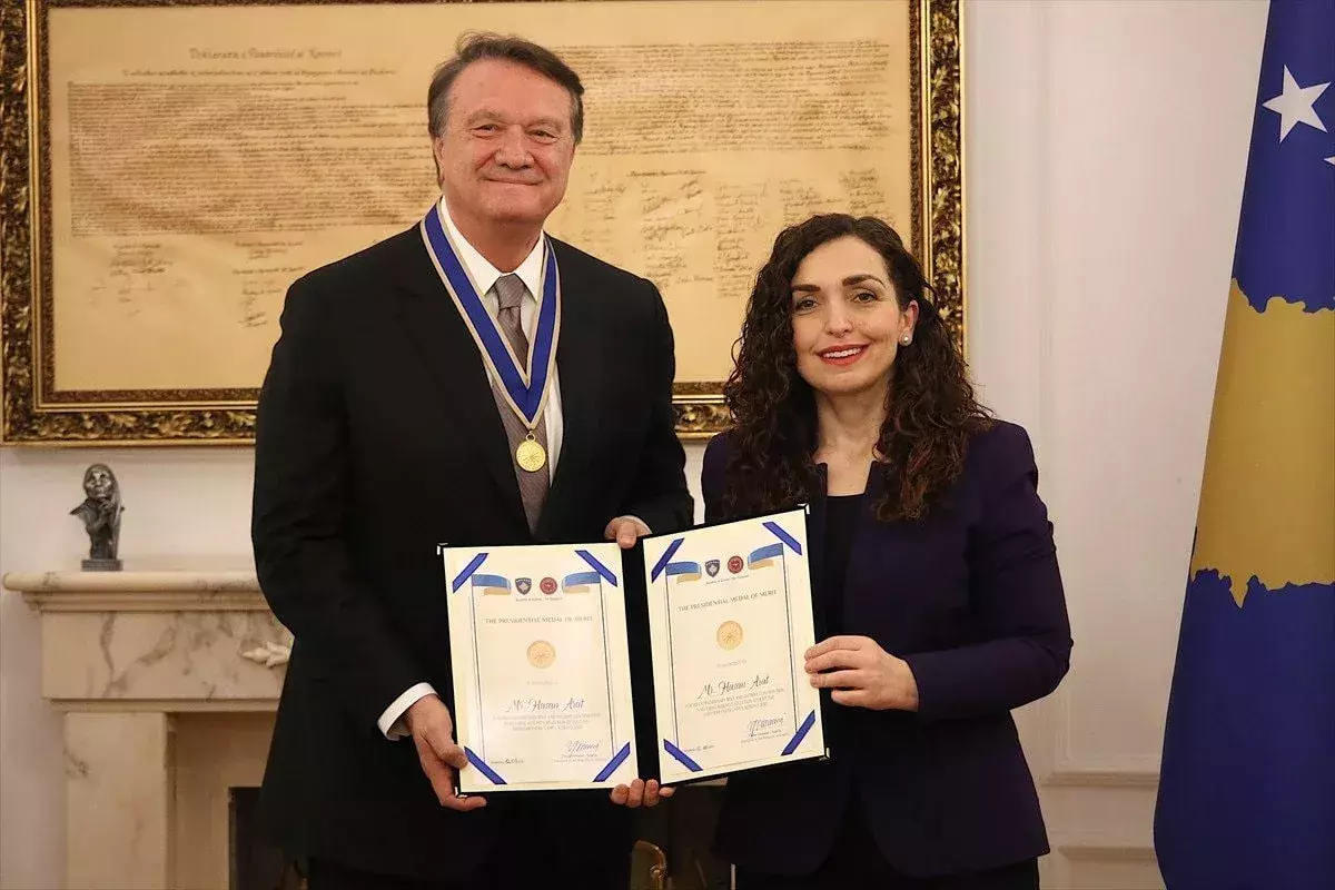 Hasan Arat, Kosova Cumhurbaşkanlığı Onur Nişanı aldı