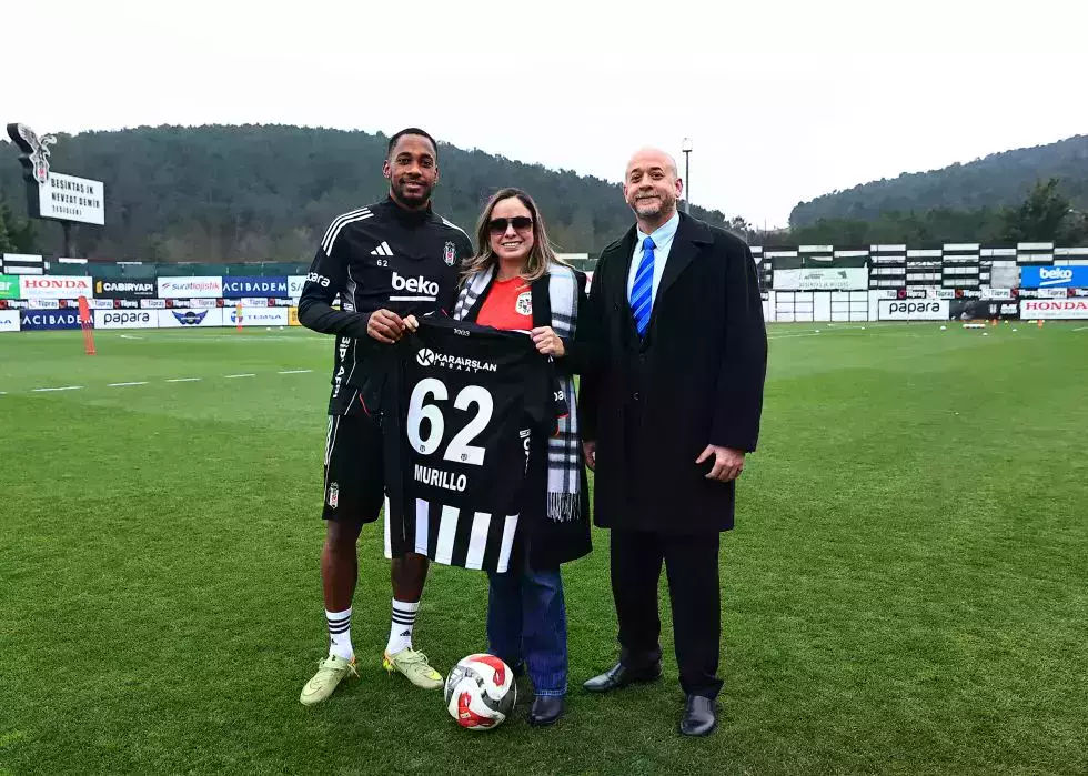 Panama’nın Ankara Büyükelçisi’nden Beşiktaş’a ziyaret