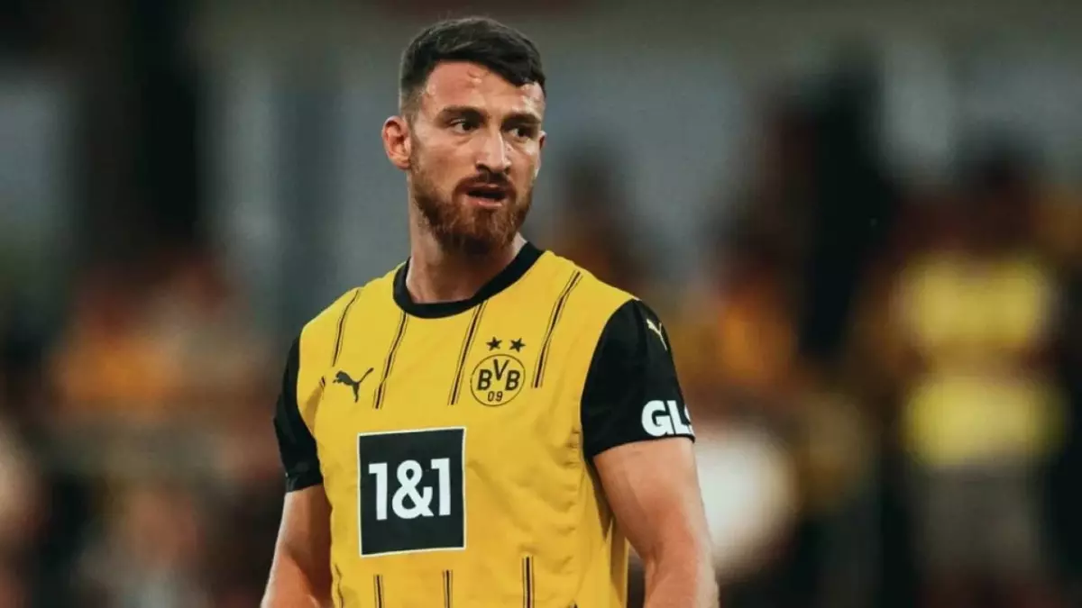 Salih Özcan'ın menajeri Beşiktaş'la görüşmek için geliyor