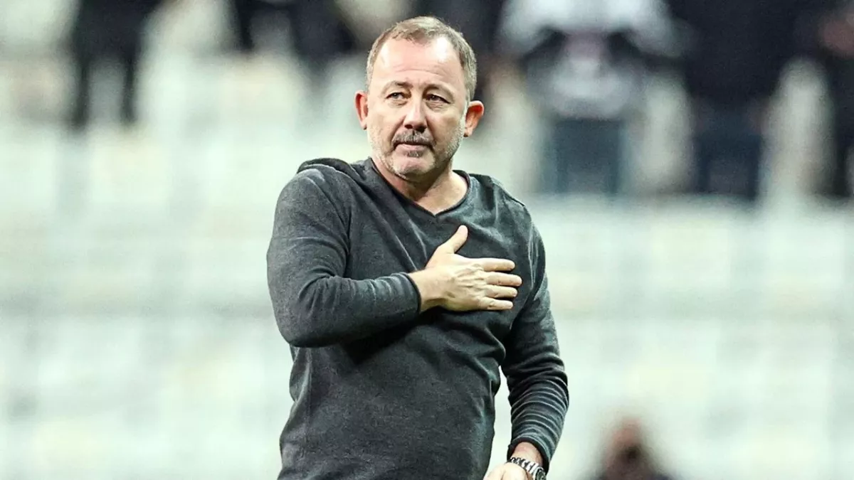 Sergen Yalçın derbi için kararını veriyor: Beşiktaş’ın muhtemel 11’i ortaya çıktı