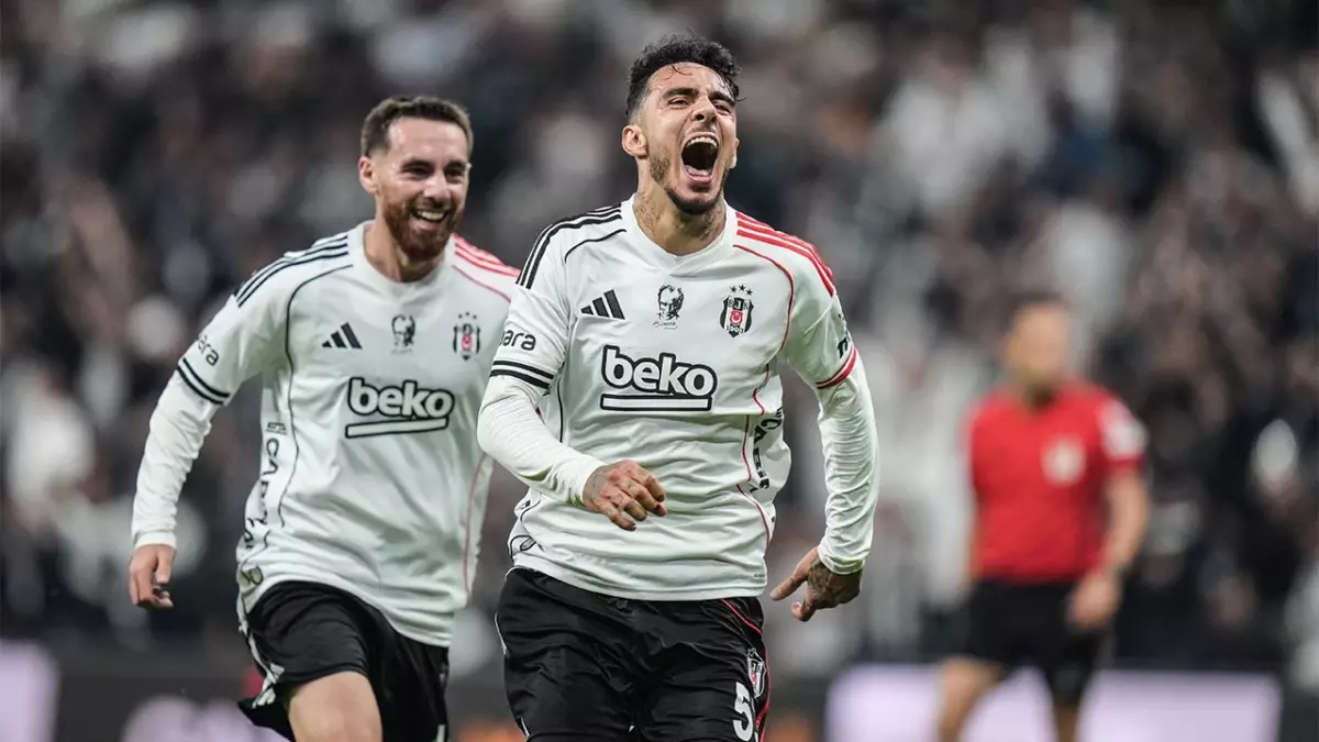 SON DAKİKA! İtalyan devi Emirhan Topçu'ya teklif yaptı